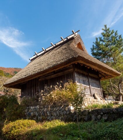 茅葺屋根