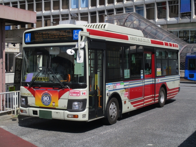 バス