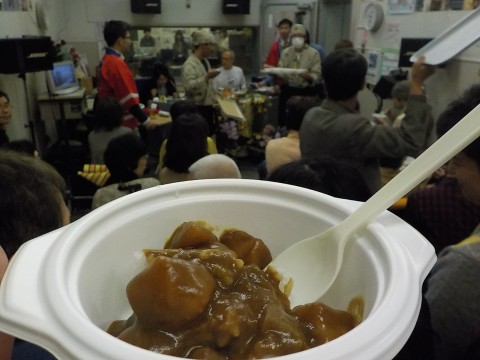 スタジオでのカレー